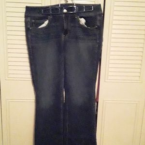 American Eagle super stretch